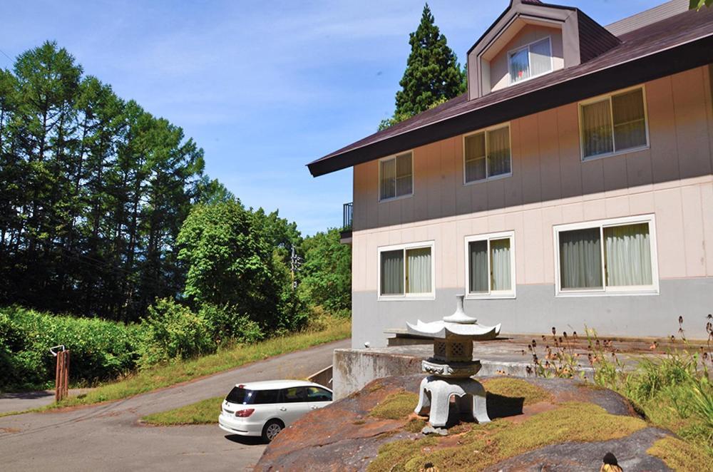Hotel Bauhinia ホテルバウヒニア Nagano Bagian luar foto