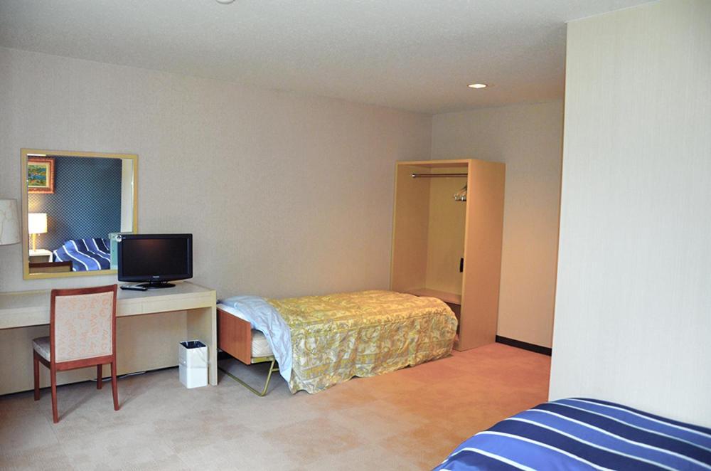Hotel Bauhinia ホテルバウヒニア Nagano Bagian luar foto